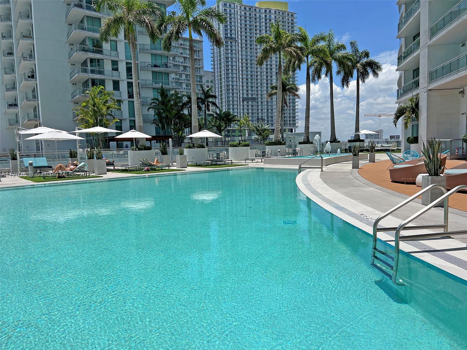 IVY CONDO - Residential