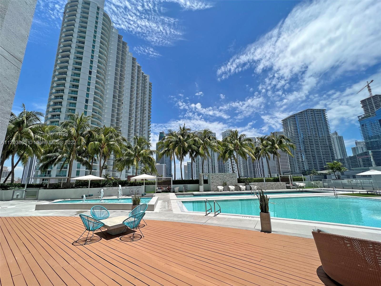 IVY CONDO - Residential