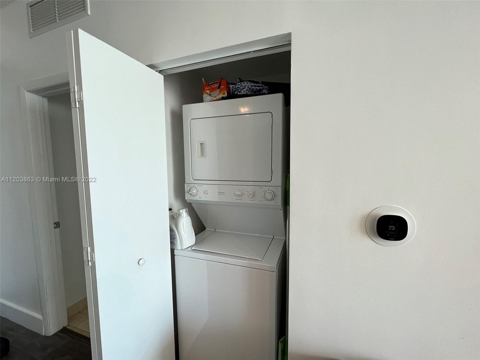 IVY CONDO - Residential