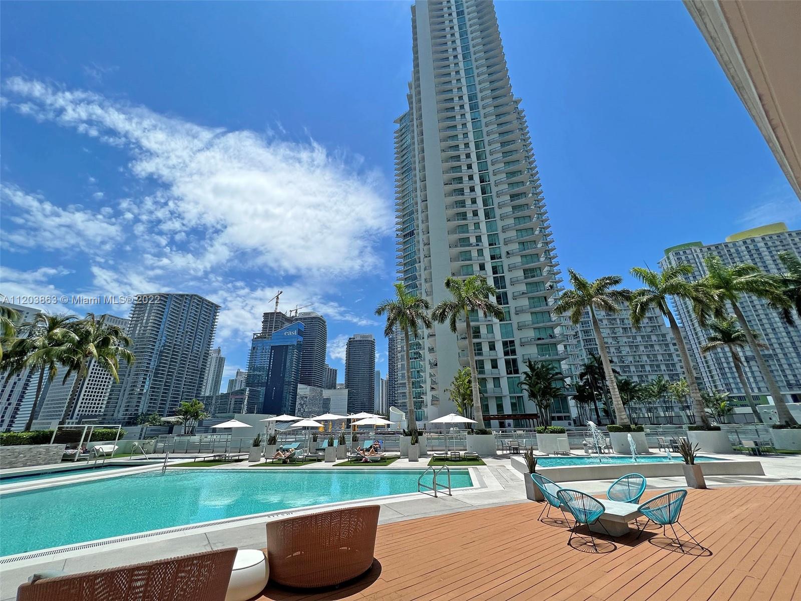 IVY CONDO - Residential