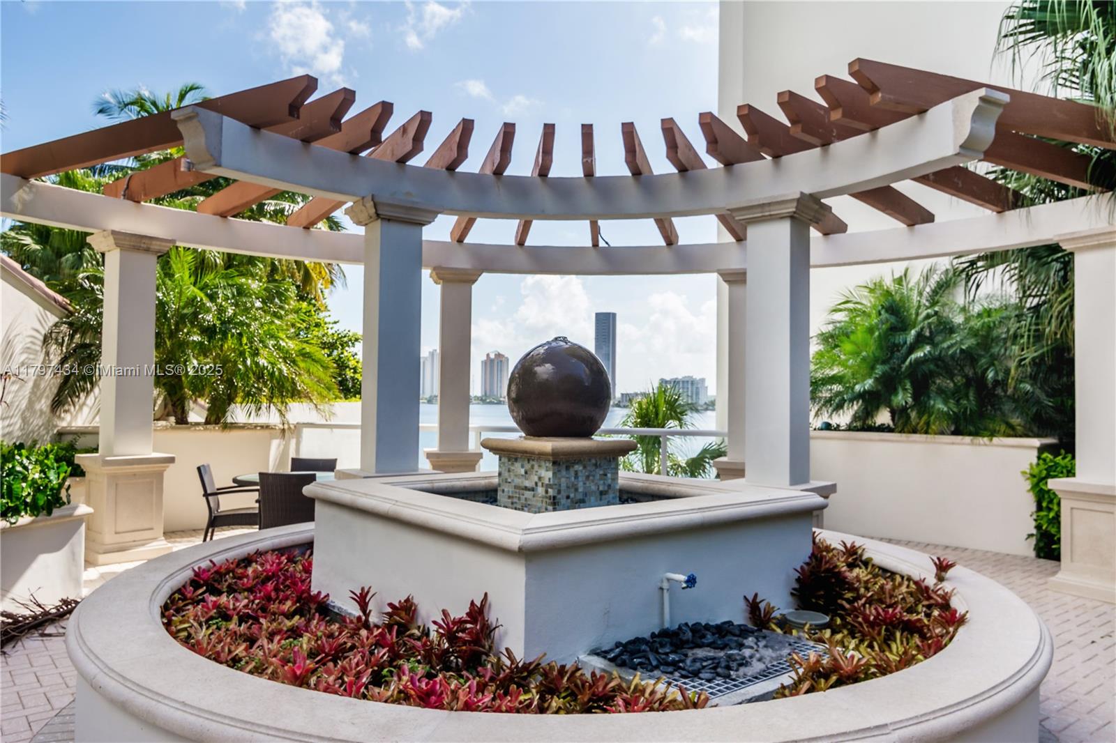 2800 ISL BLVD WILLIAMS IS - Residential