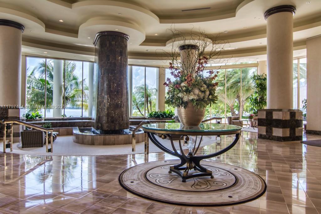 2800 ISL BLVD WILLIAMS IS - Residential