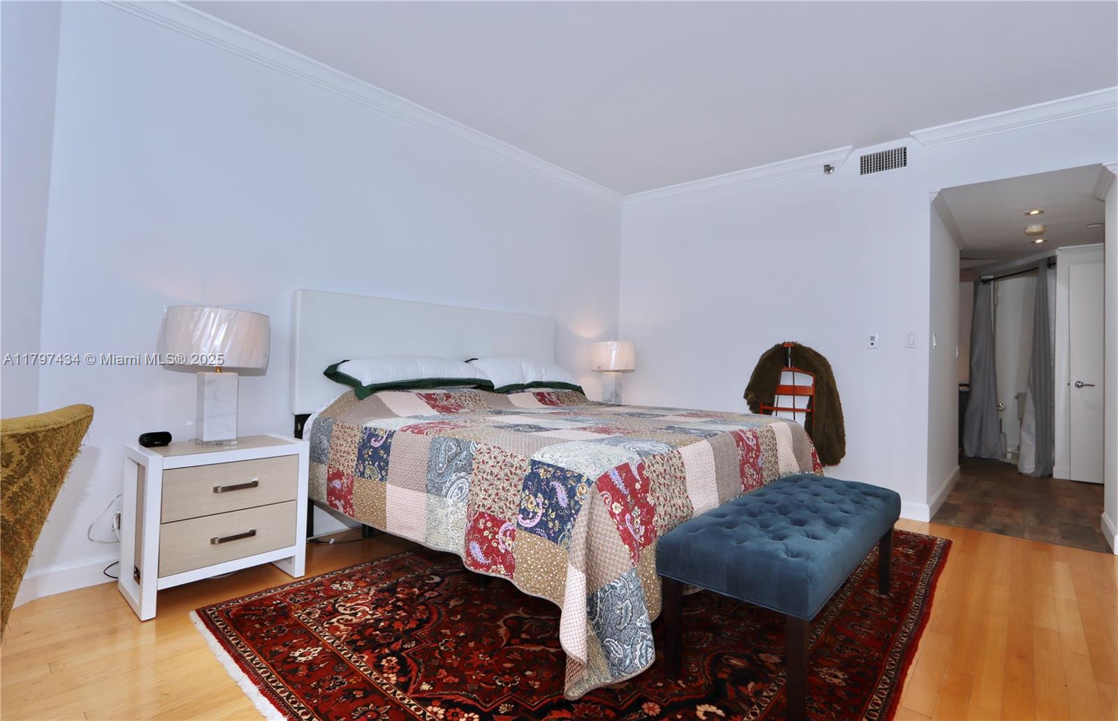 2800 ISL BLVD WILLIAMS IS - Residential
