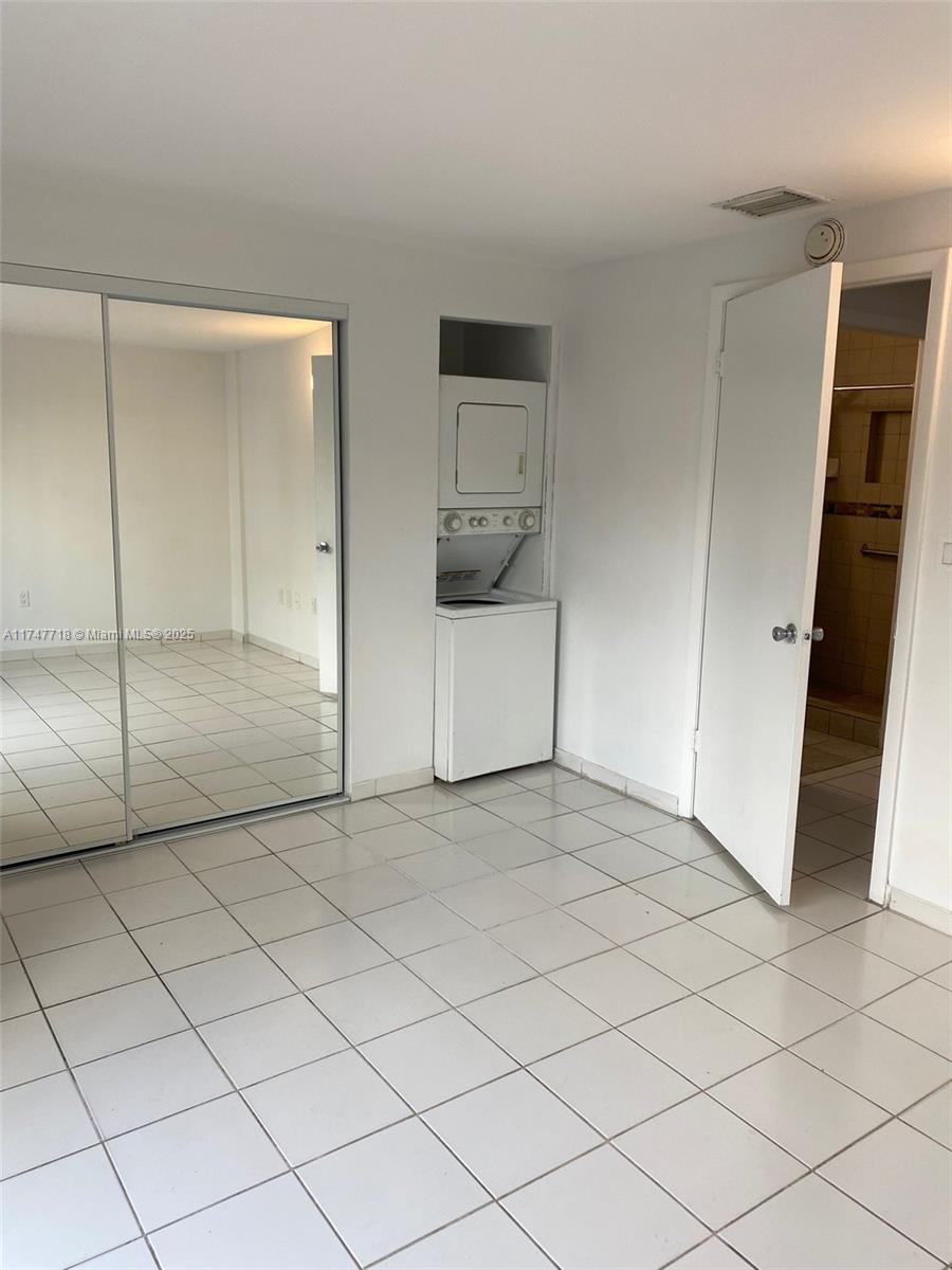 EL BOSQUE AT LITTLE HAVAN - Residential Lease