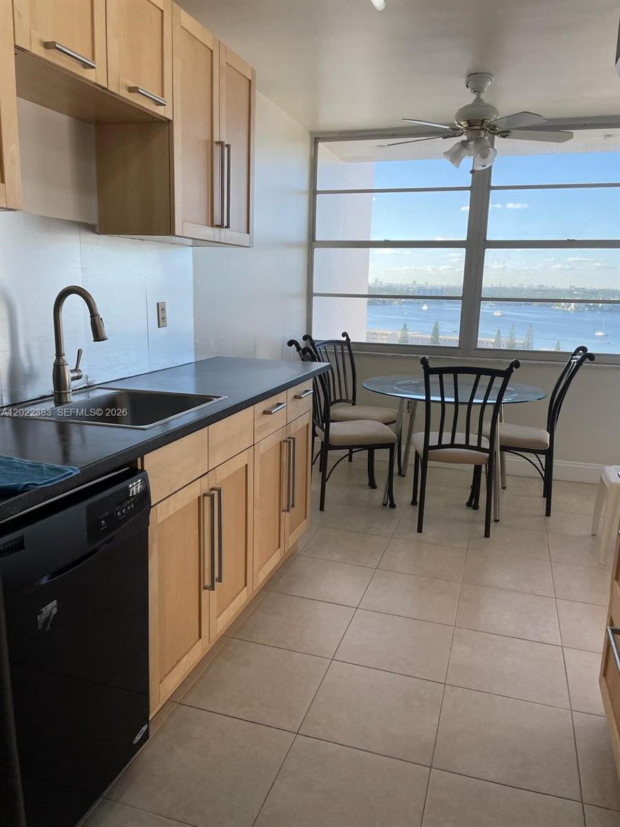 DEL PRADO MARINA - Residential