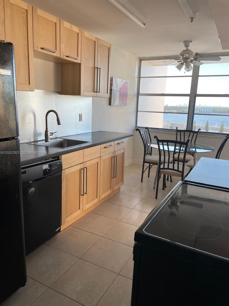 DEL PRADO MARINA - Residential