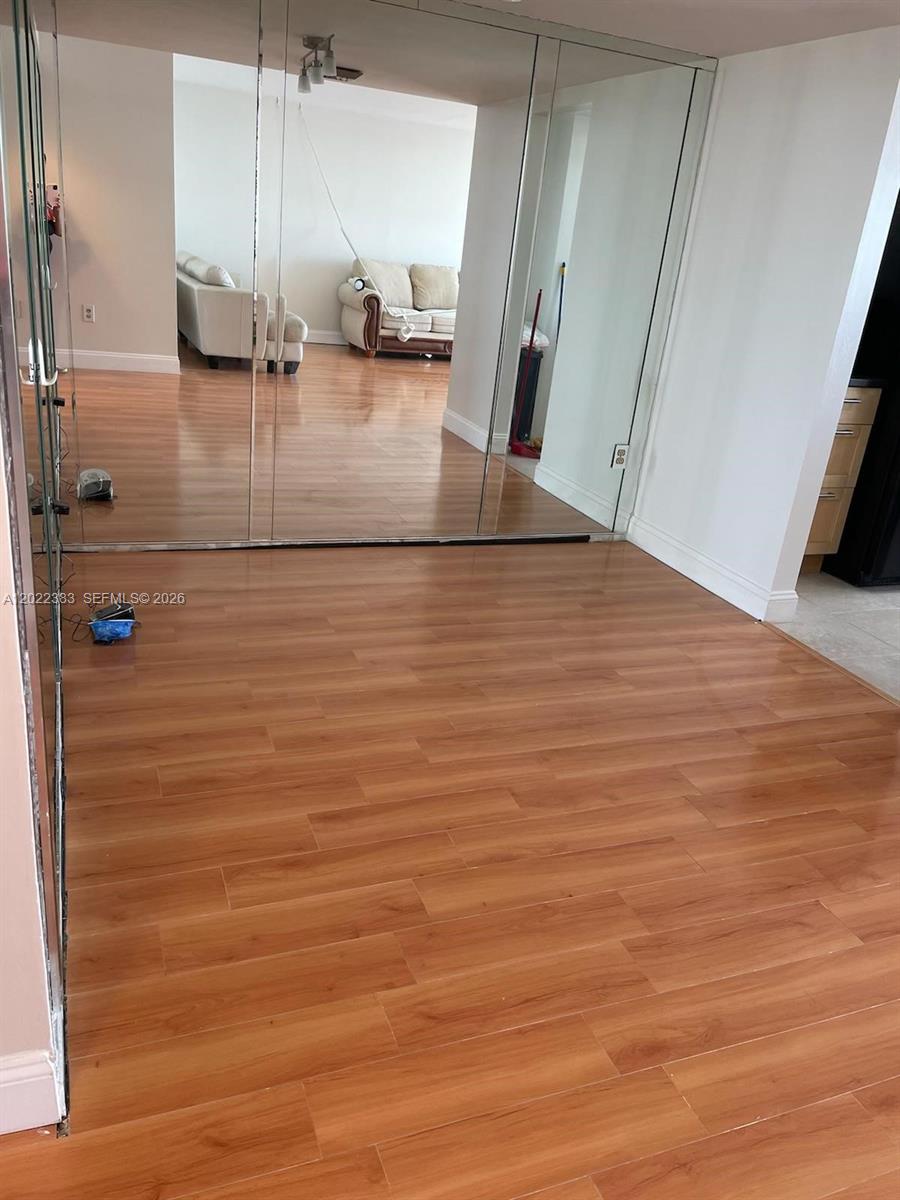 DEL PRADO MARINA - Residential