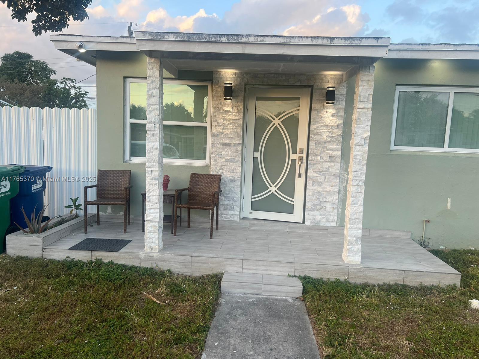 3251 Nw 177th Ter 3251, Miami Gardens, Broward County, Florida - 2 Bedrooms  
1 Bathrooms - 