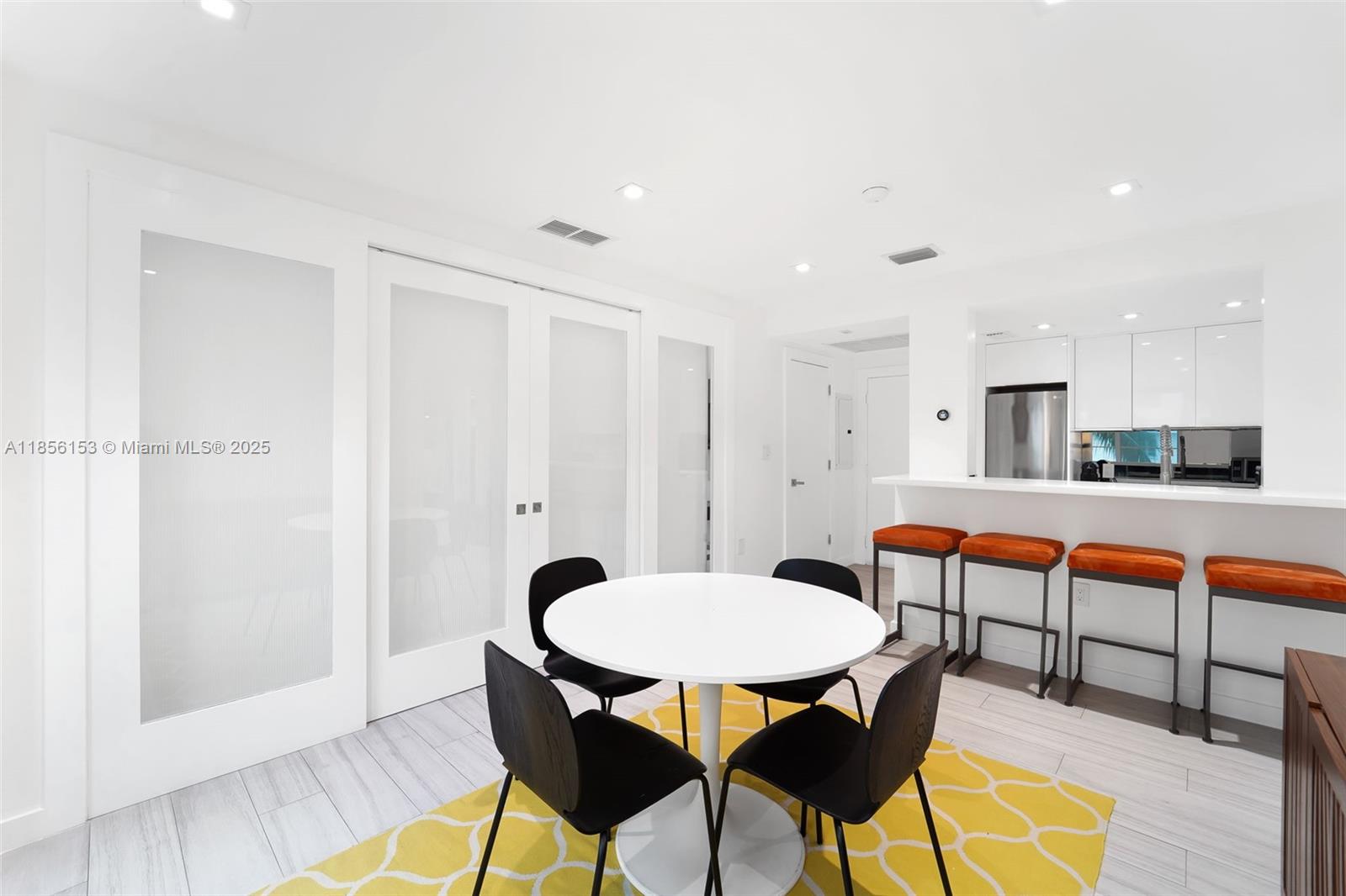 THE DRAKE CONDO - Residential Lease