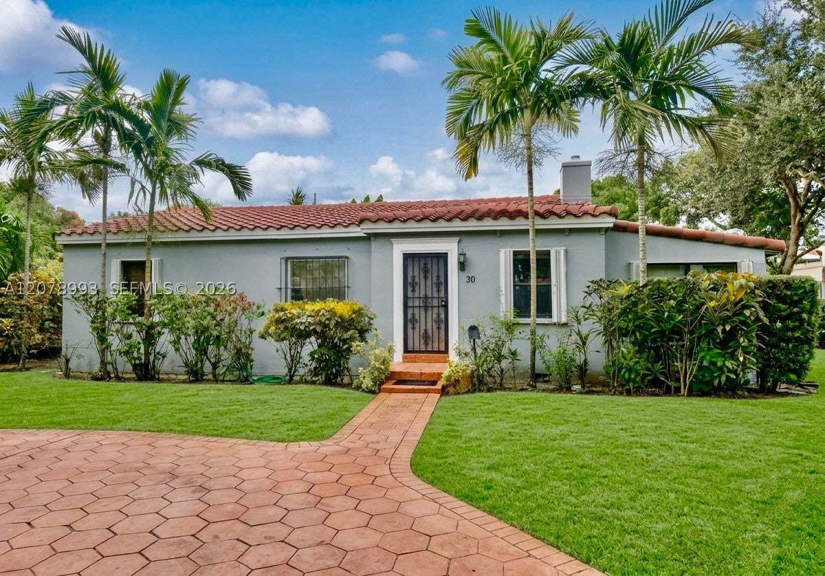 30 NW 110th St