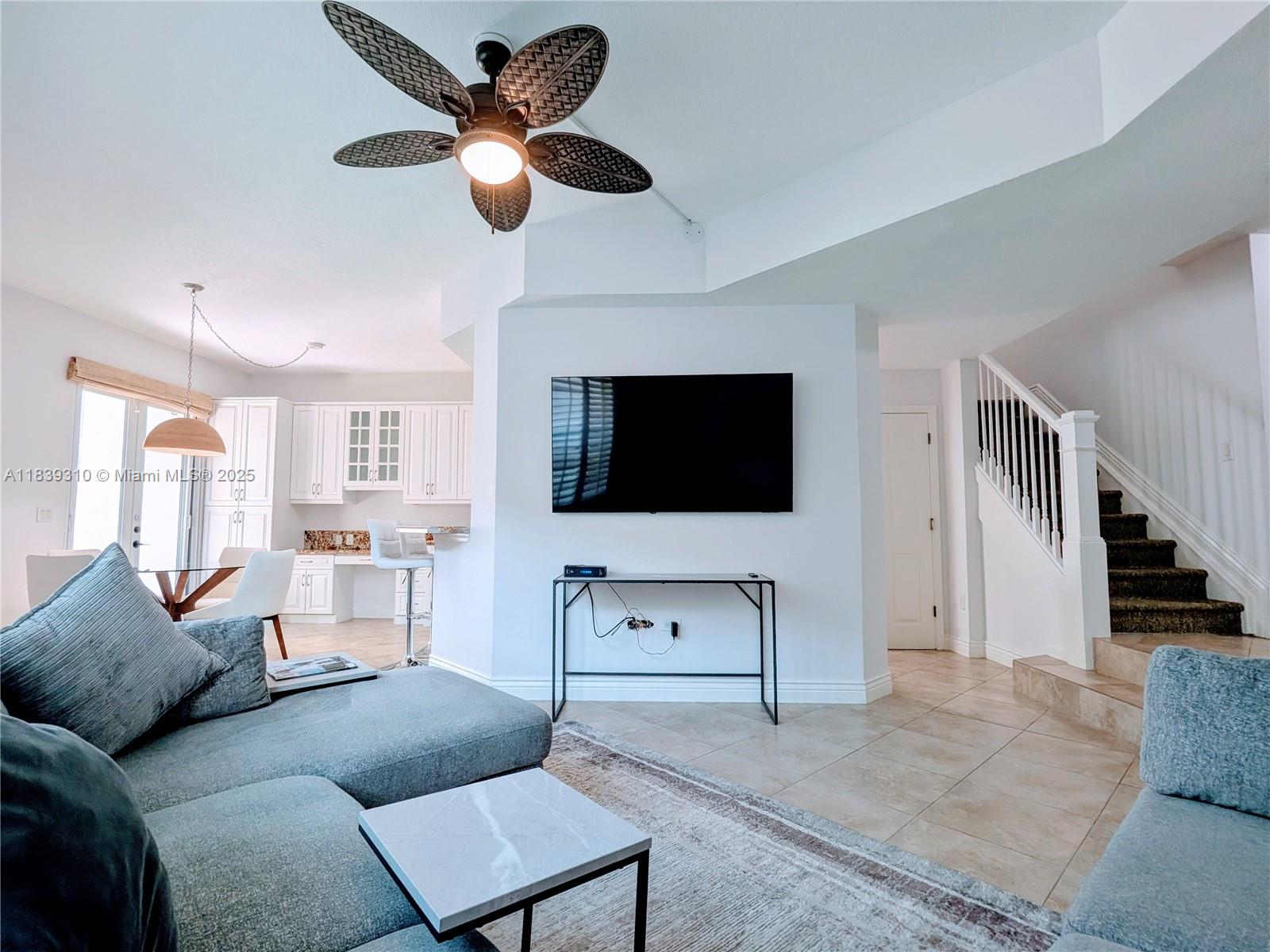 1900 Oceanwalk Ln 123