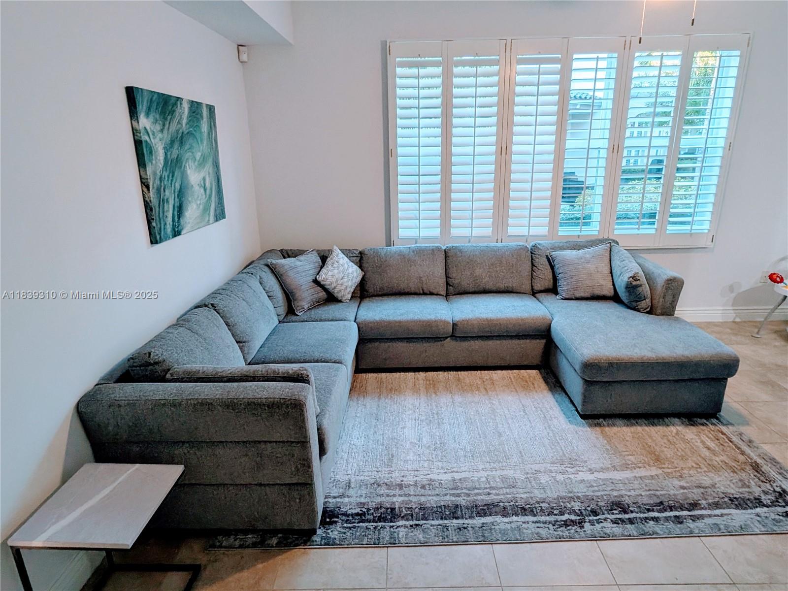 1900 Oceanwalk Ln 123