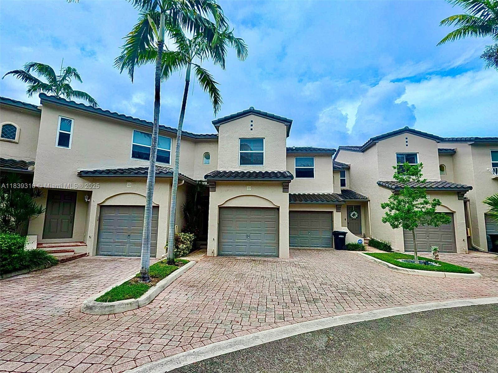 1900 Oceanwalk Ln 123