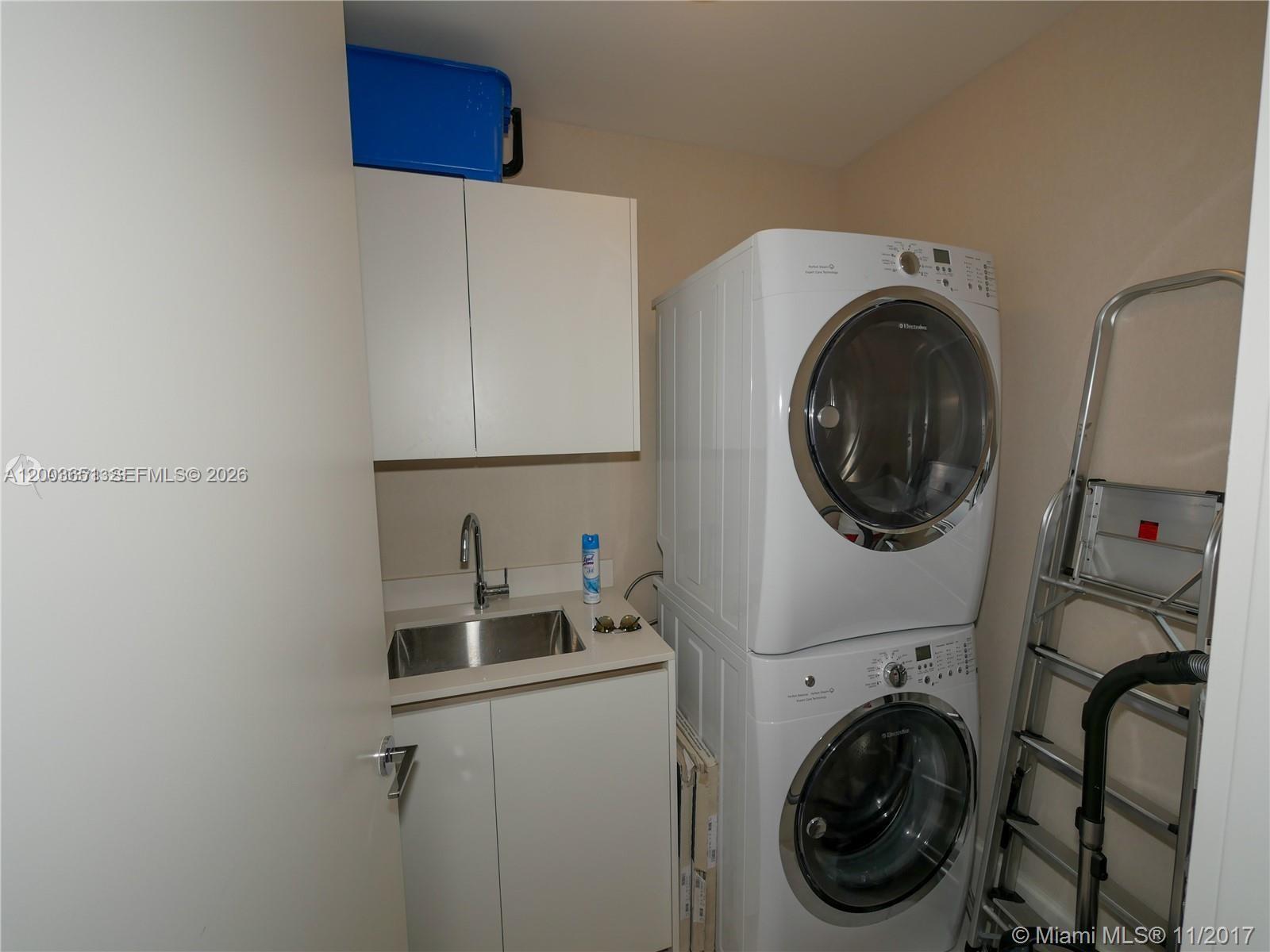 OCEANA BAL HARBOUR CONDO - Residential Lease