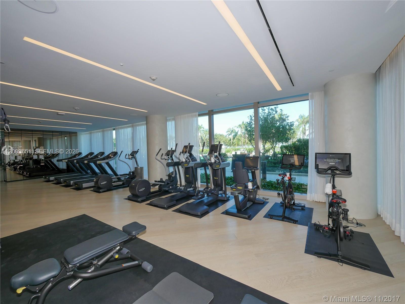 OCEANA BAL HARBOUR CONDO - Residential Lease