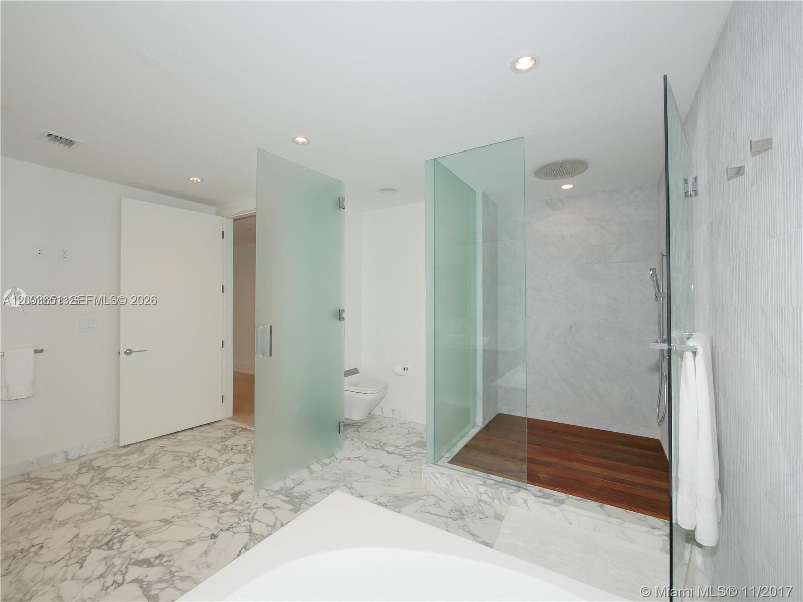 OCEANA BAL HARBOUR CONDO - Residential Lease