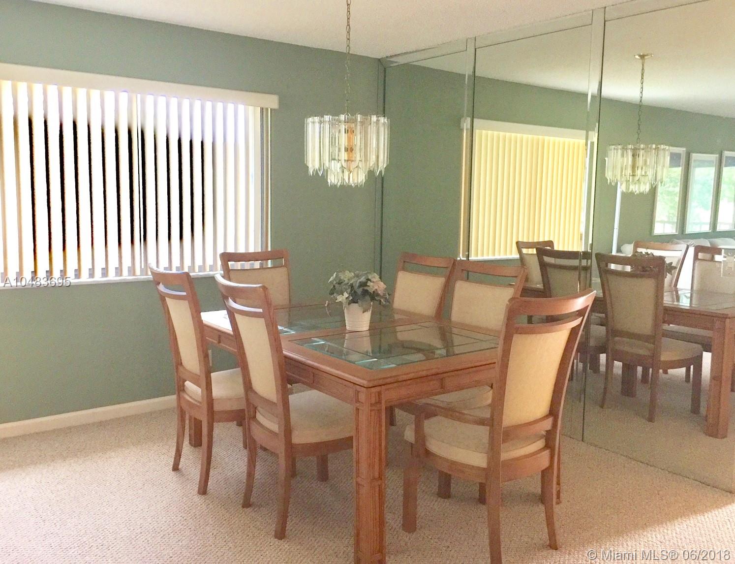 RACQUET CLUB APTS - Residential