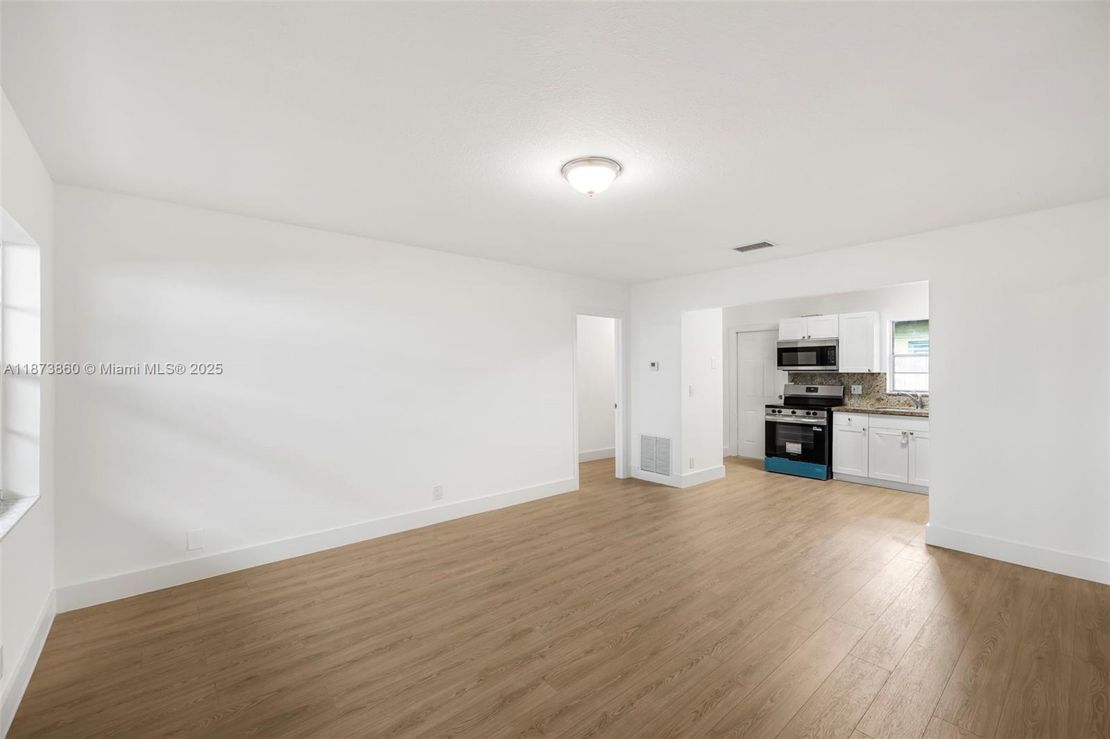 HOLLYWOOD SOUTH SIDE ADD - Residential Income