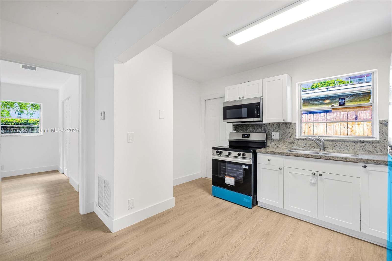 HOLLYWOOD SOUTH SIDE ADD - Residential Income