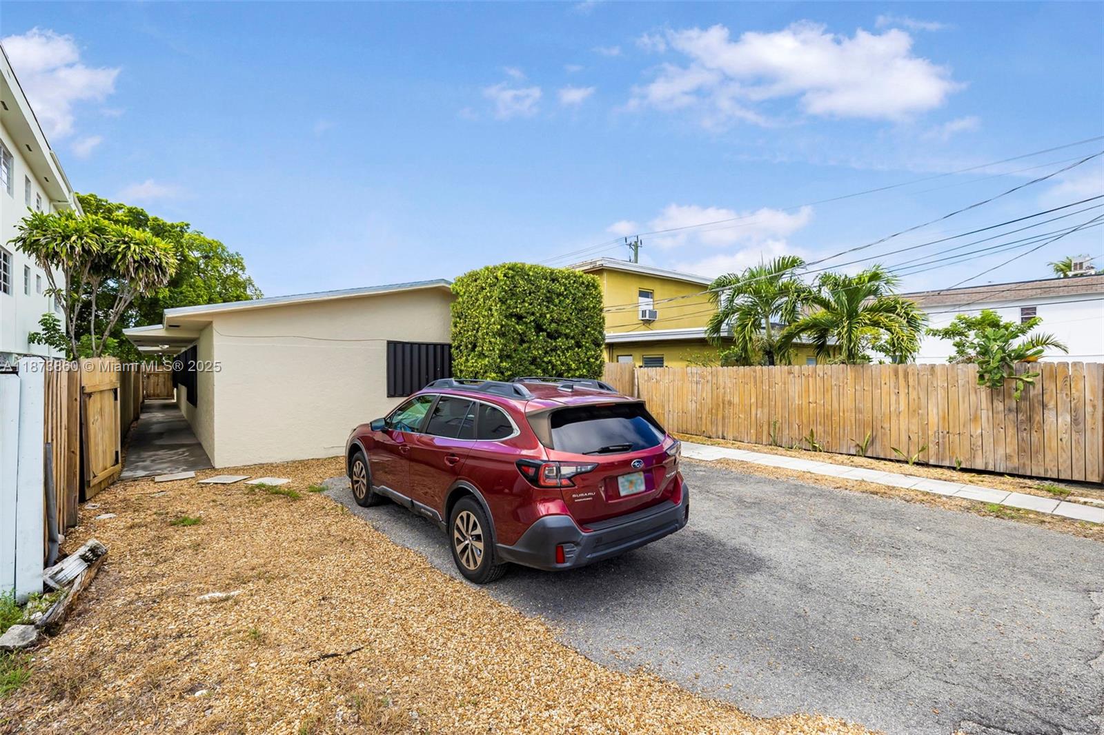 HOLLYWOOD SOUTH SIDE ADD - Residential Income