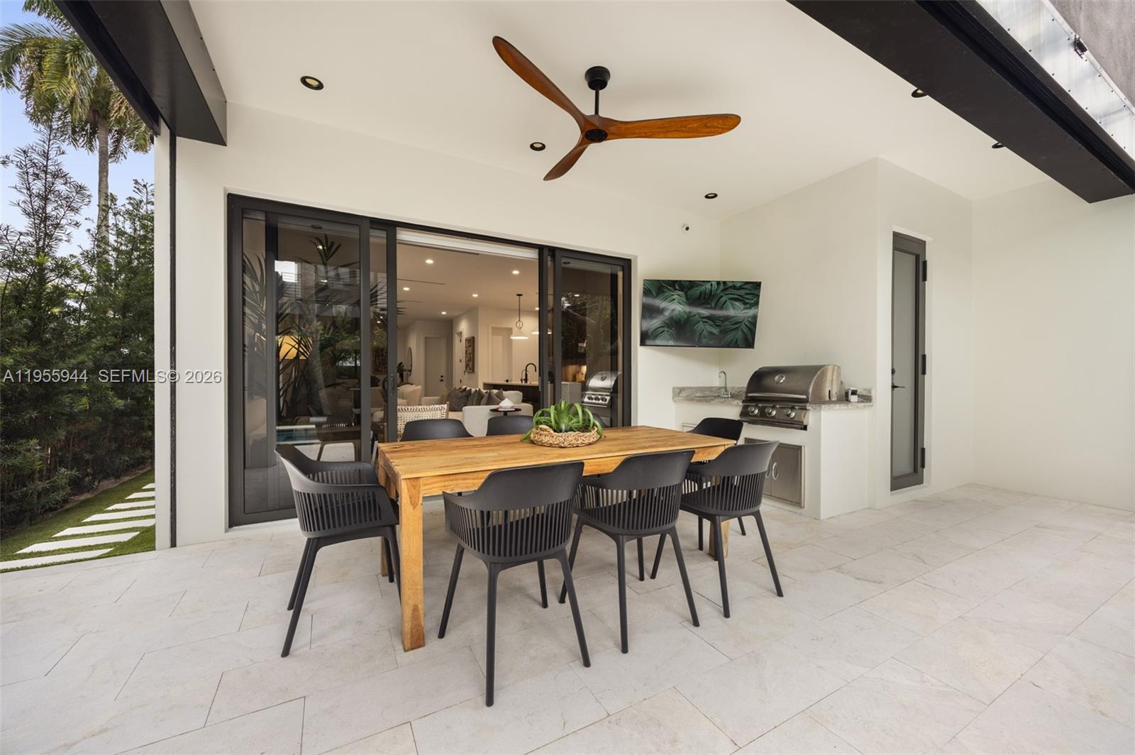 CARTERS ADDN TO COCONUT G - Residential