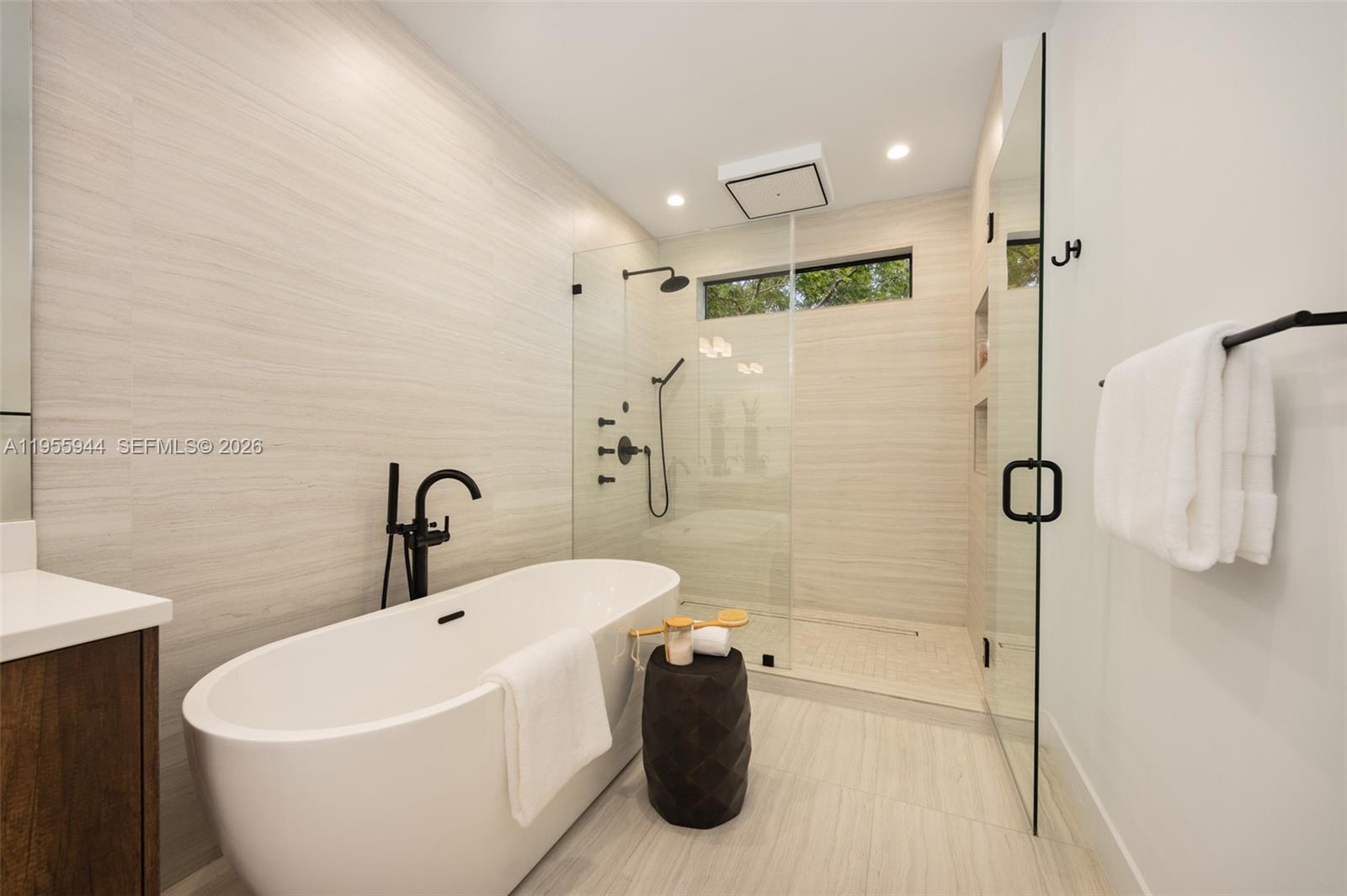 CARTERS ADDN TO COCONUT G - Residential