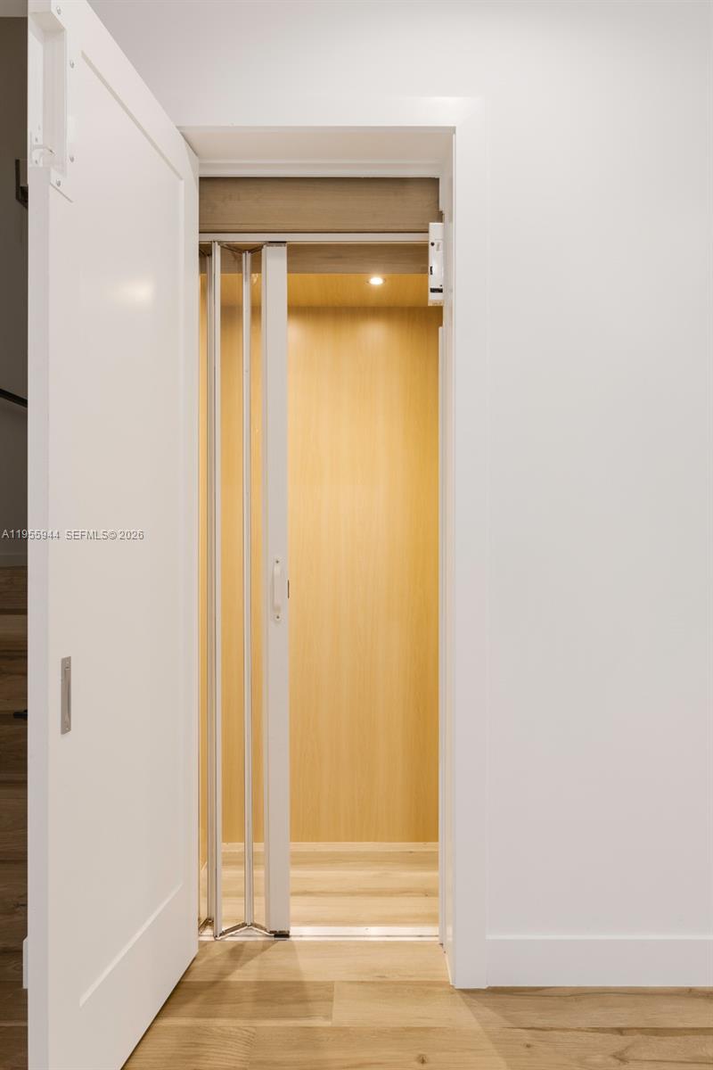 CARTERS ADDN TO COCONUT G - Residential