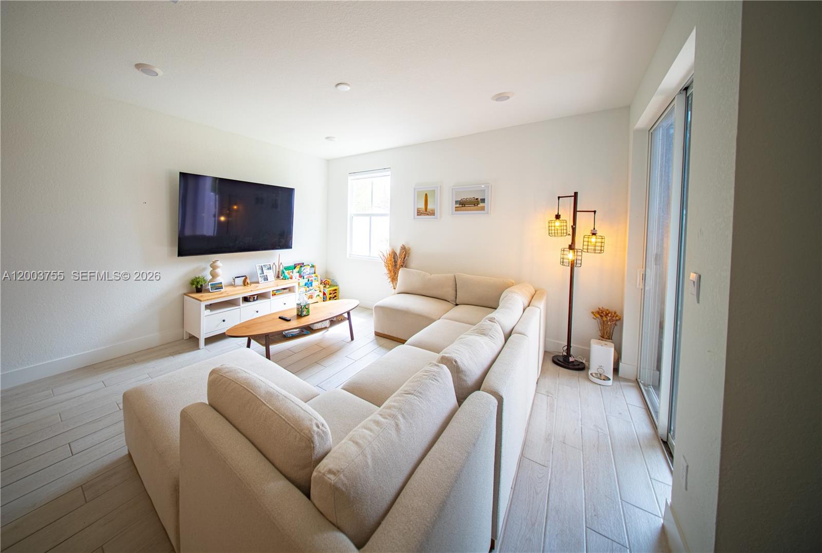 MERRICK SQUARE - Residential