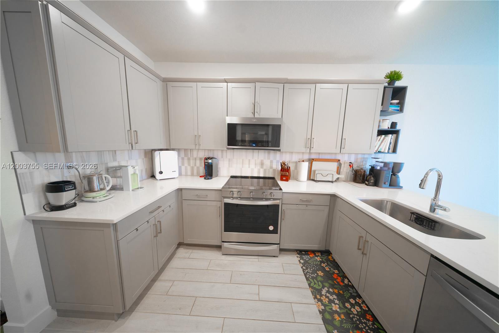 MERRICK SQUARE - Residential