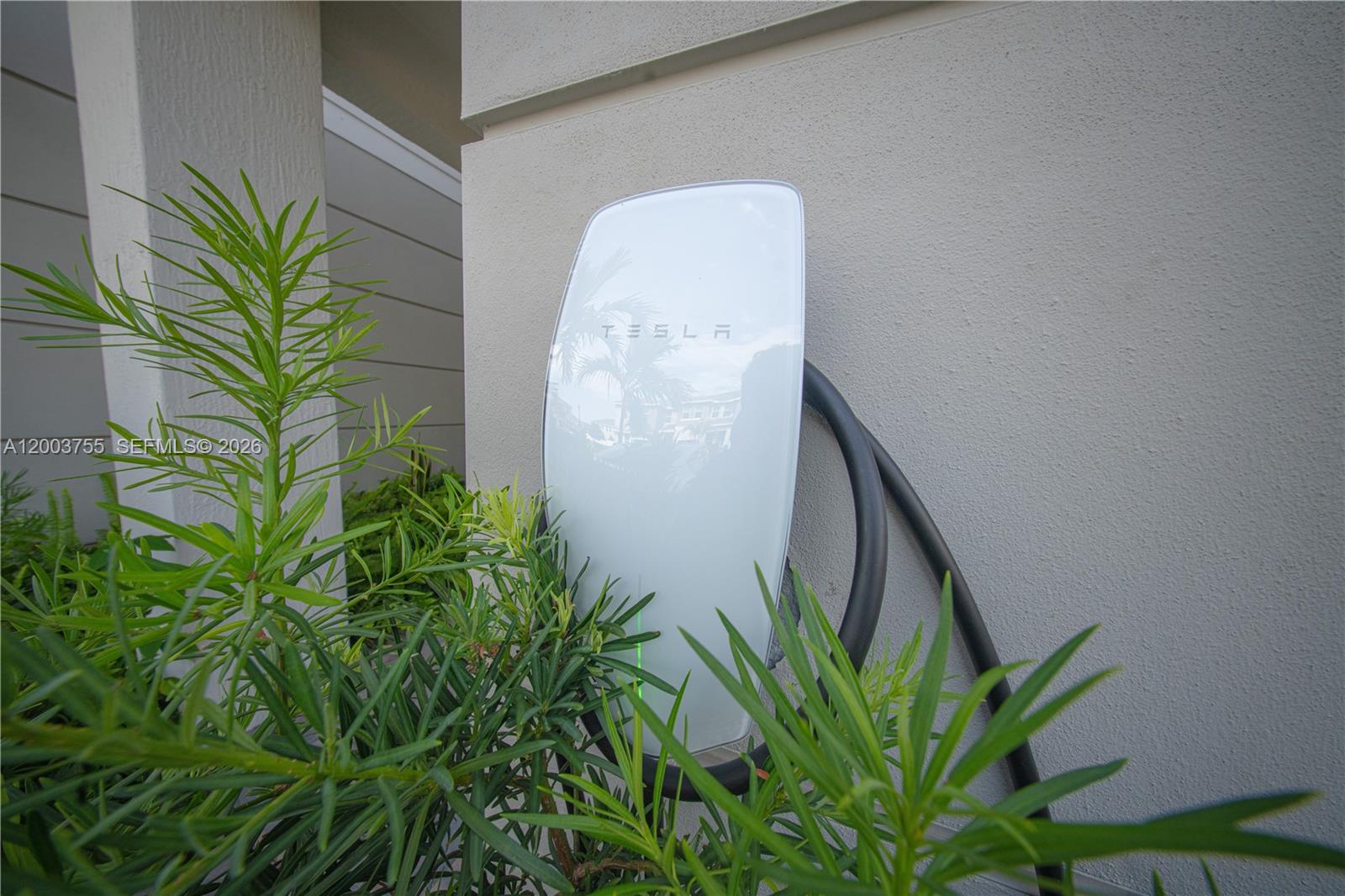 MERRICK SQUARE - Residential