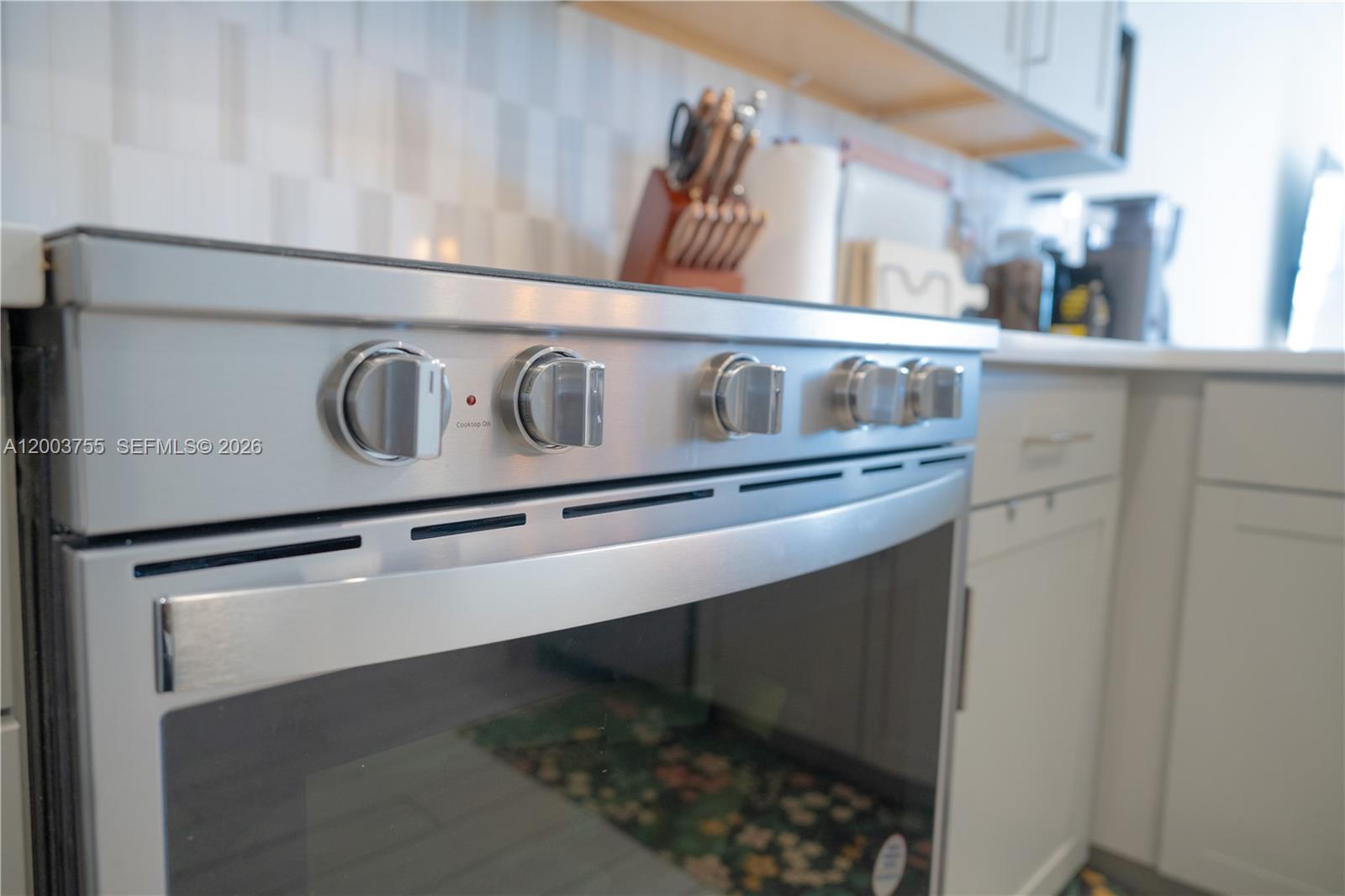 MERRICK SQUARE - Residential