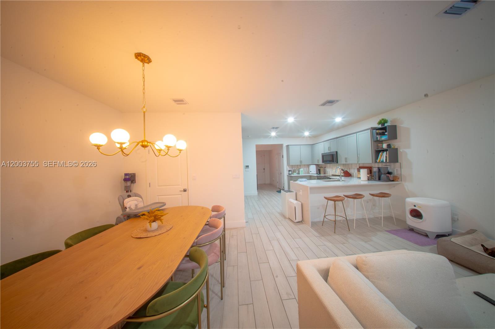 MERRICK SQUARE - Residential