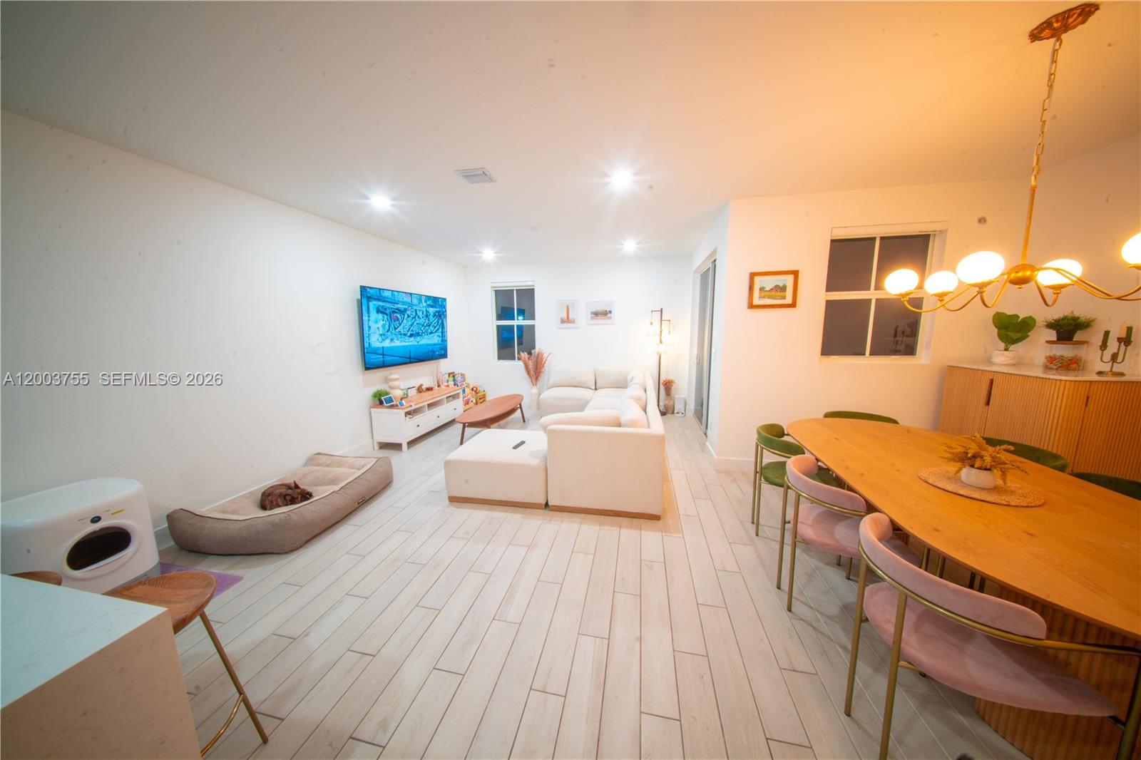 MERRICK SQUARE - Residential