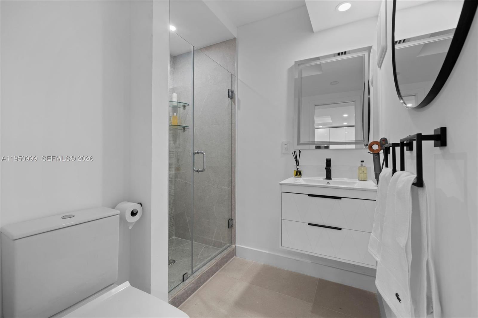 OCEAN POINT CONDO - Residential Lease