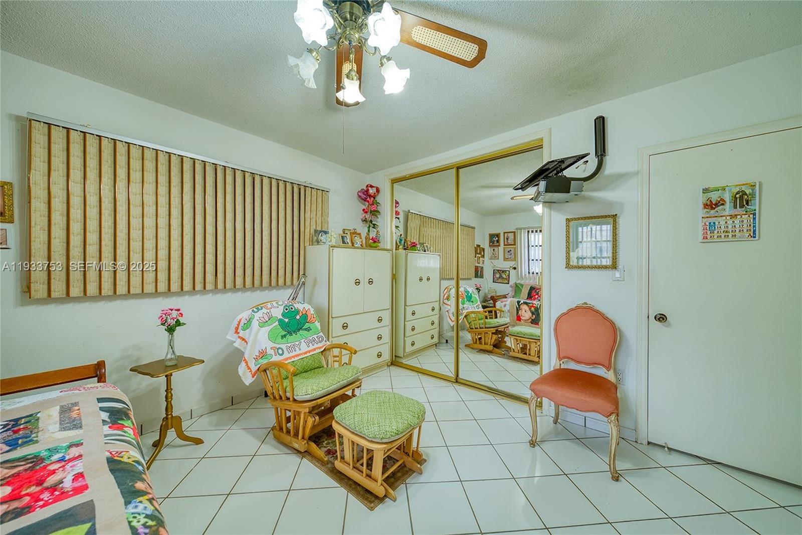 INTAG GARDENS - Residential