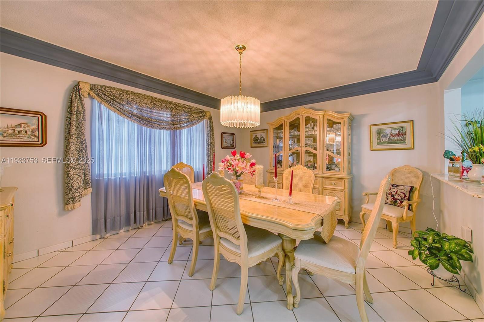 INTAG GARDENS - Residential