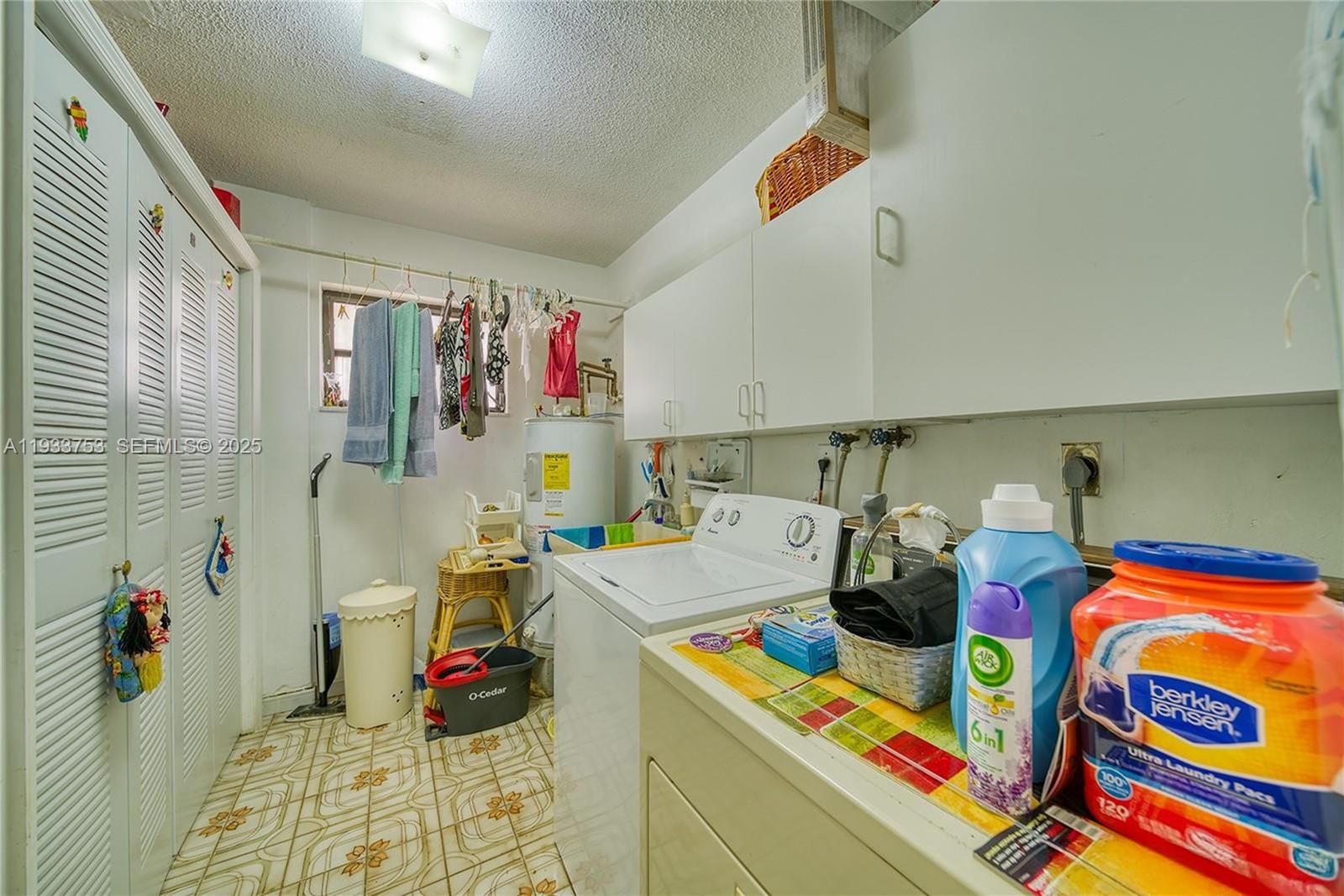 INTAG GARDENS - Residential