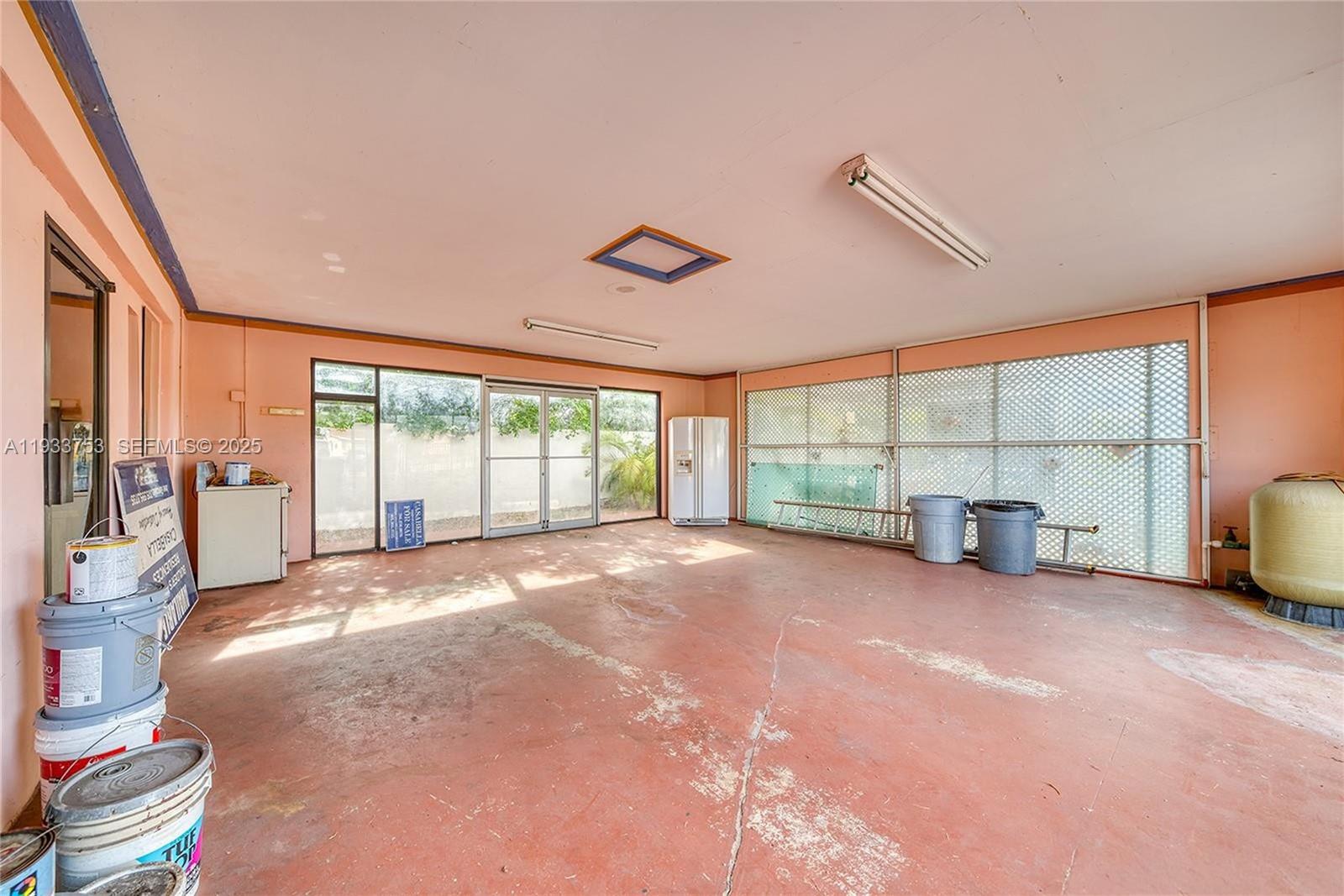 INTAG GARDENS - Residential