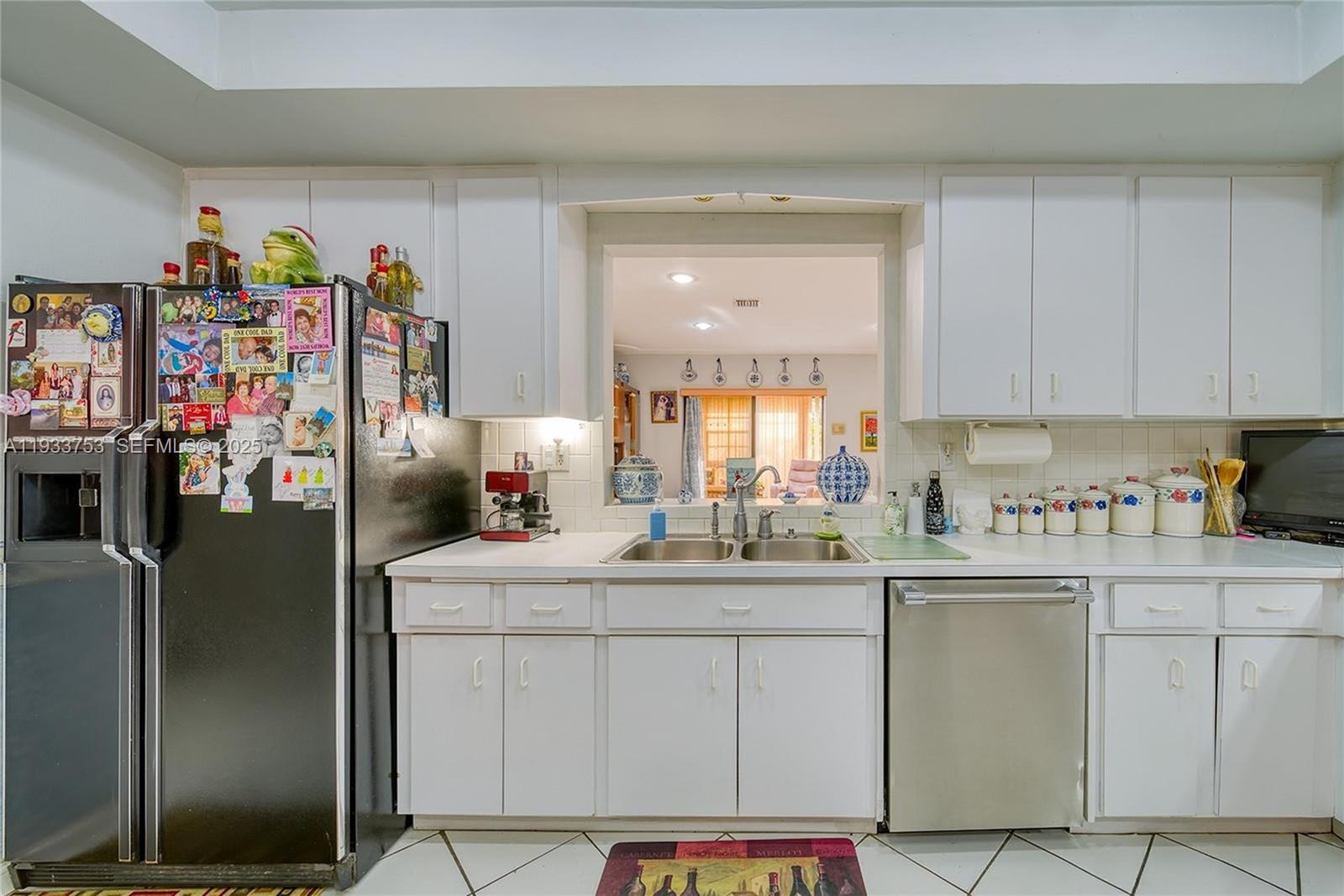 INTAG GARDENS - Residential