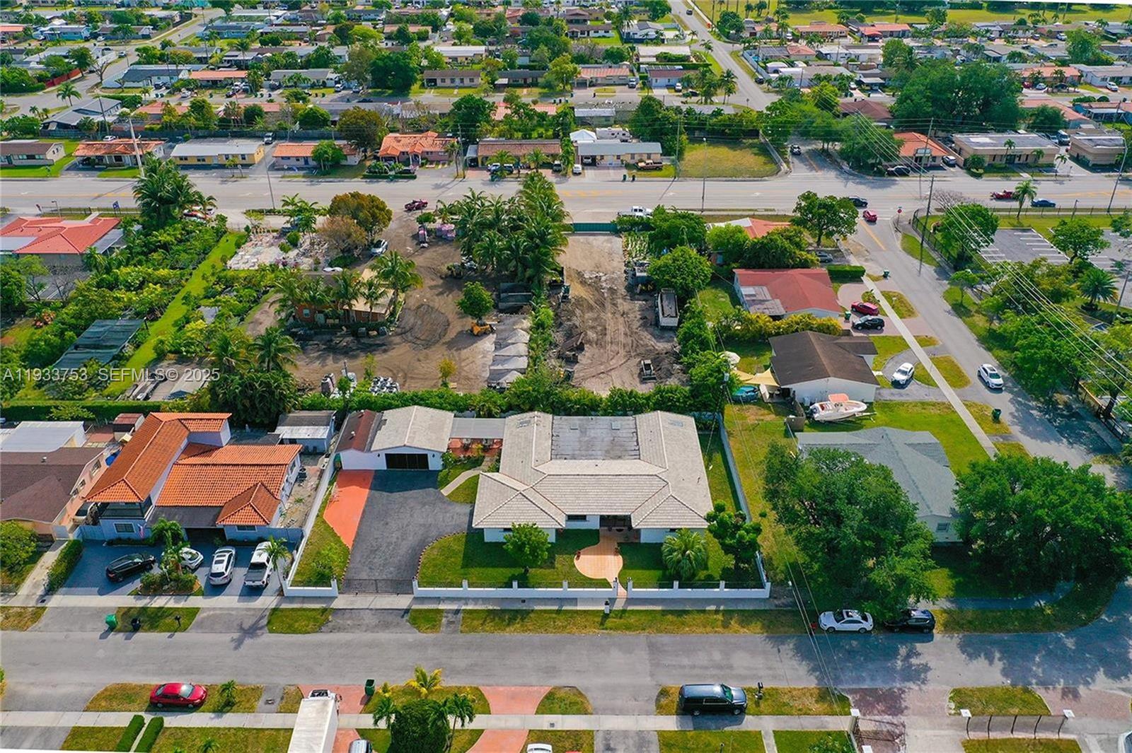 INTAG GARDENS - Residential