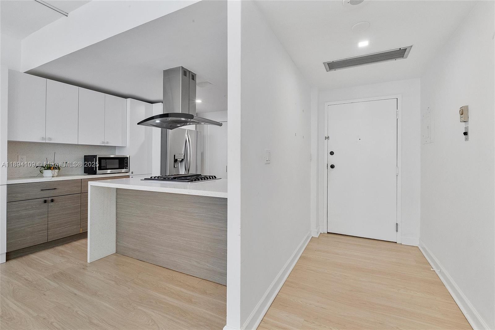 DAVID WILLIAM HOTEL CONDO - Residential