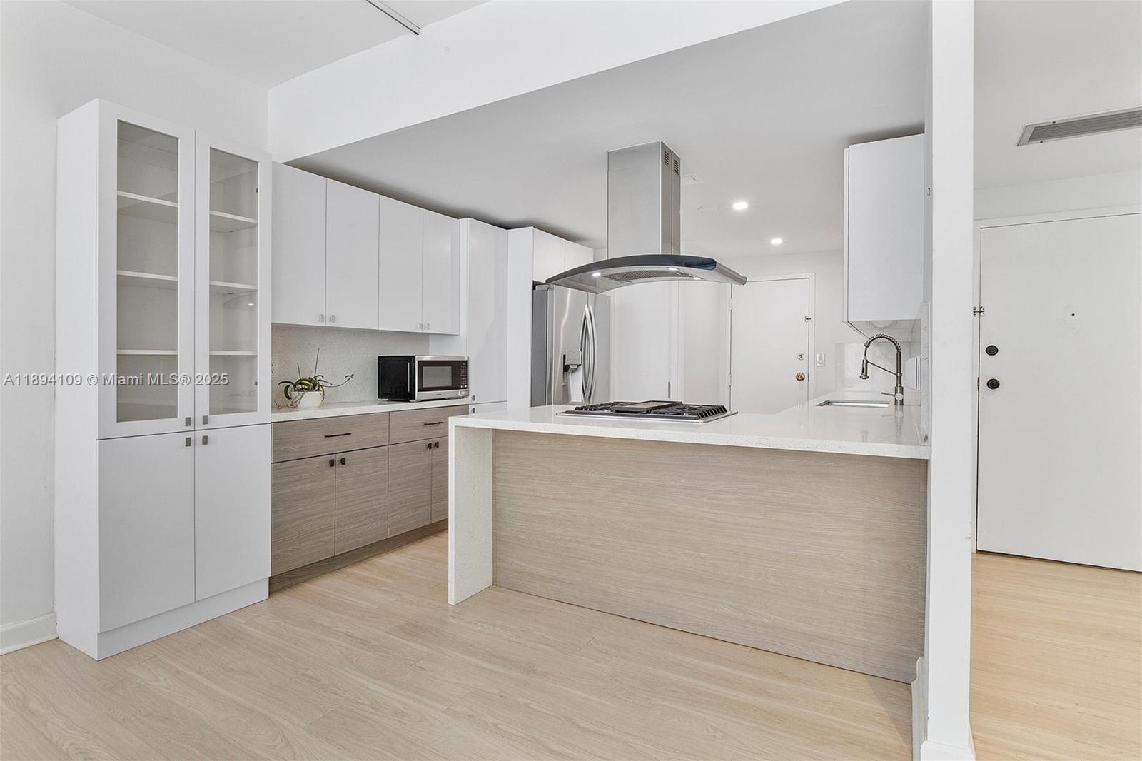DAVID WILLIAM HOTEL CONDO - Residential
