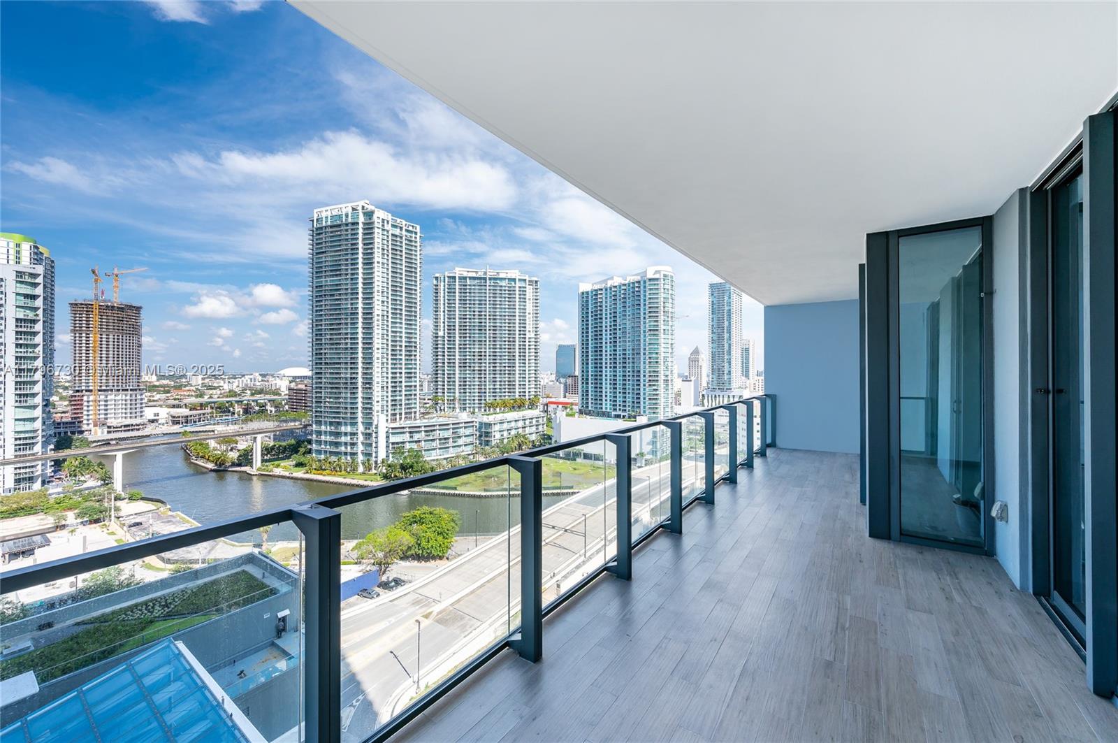 68 Se 6th St 1510, Miami, Broward County, Florida - 2 Bedrooms  
2 Bathrooms - 