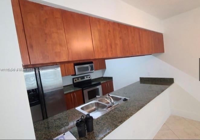 THE CLUB AT BRICKELL BAY - Residential