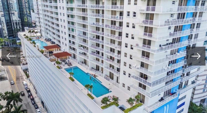 1200 Brickell Bay Dr 3318