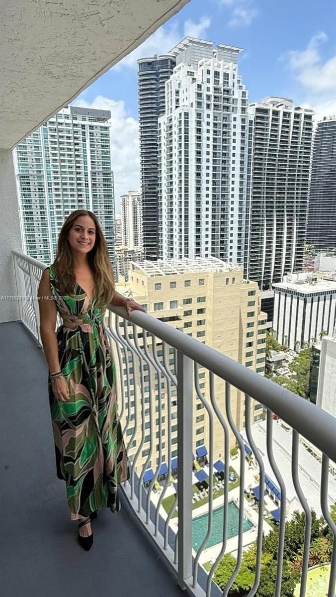 THE CLUB AT BRICKELL BAY - Residential