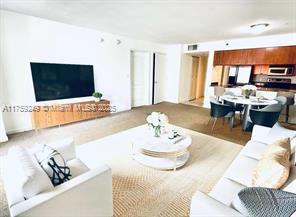 THE CLUB AT BRICKELL BAY - Residential