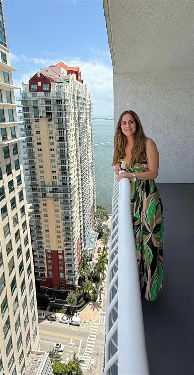 THE CLUB AT BRICKELL BAY - Residential