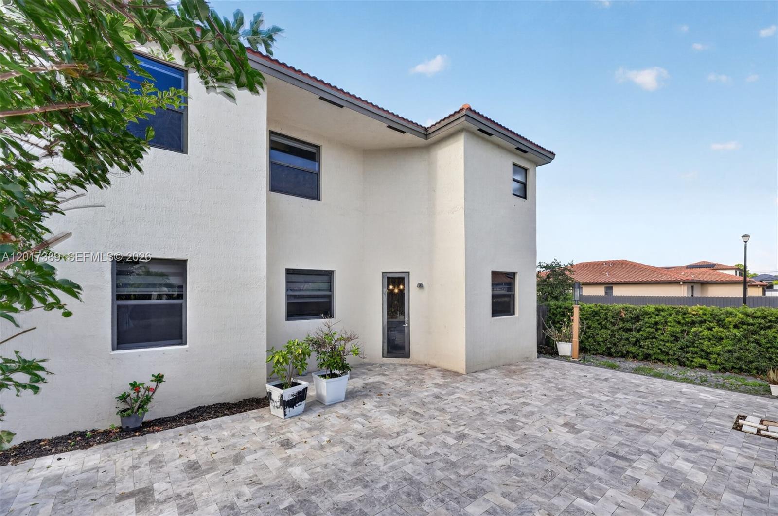 SILVER PALM WEST - Residential