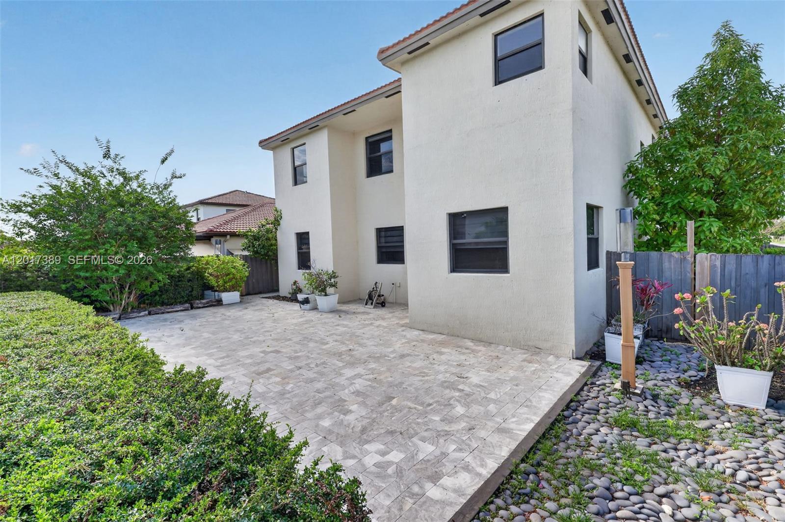 SILVER PALM WEST - Residential
